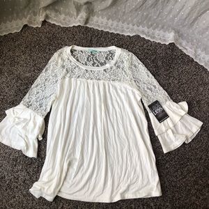 Large White bell sleeve laced blouse NWT